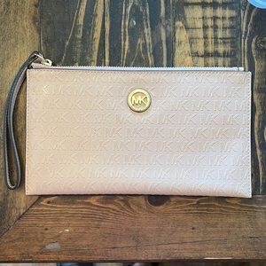 MK wristlet